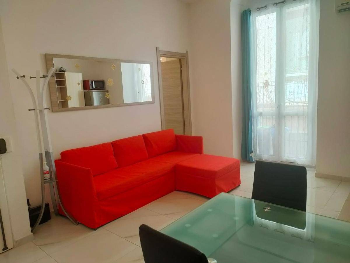 Appartamento Di Fronte Al Porto Turistico Cagliari Luaran gambar